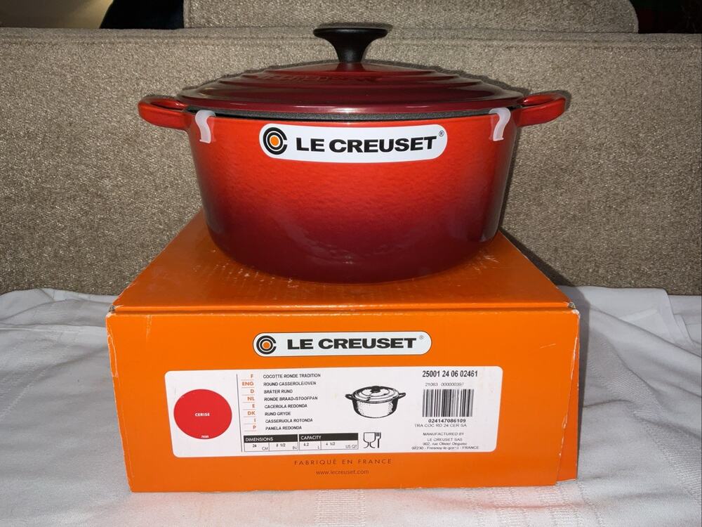 NEW NIB LE CREUSET CERISE RED CAST IRON ROUND CASSEROLE 4.5 QT